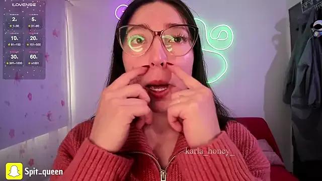 Freechat Spit_queen on StripChat