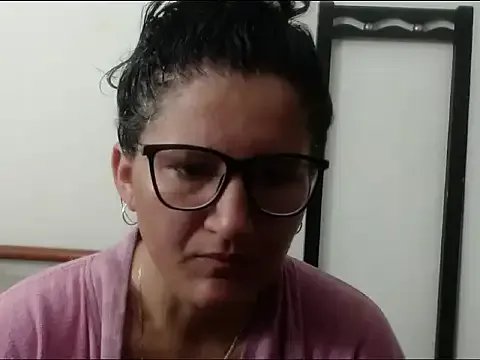 Sra_Angelina on StripChat