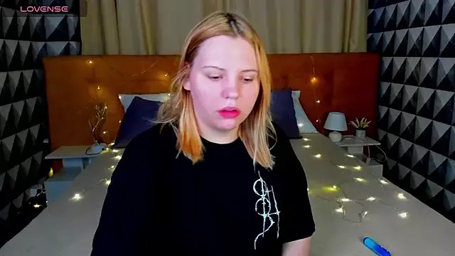 Stacy_Luv on StripChat