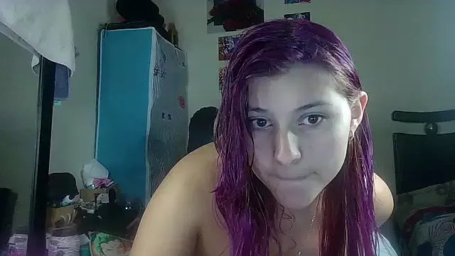 Star_Eli on StripChat