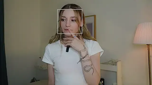 Offline StarryMary on StripChat