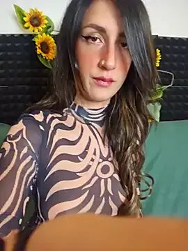 Stefania_PT — NUDA E DITALINO