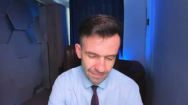 SteveTiger on StripChat