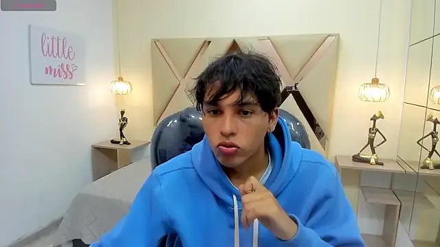 StiwenTwink — full naked