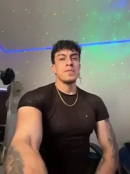 strongboy_ on StripChat