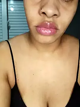 Freechat Su_Duarte_1 on StripChat