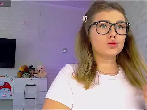 SuchCute on StripChat