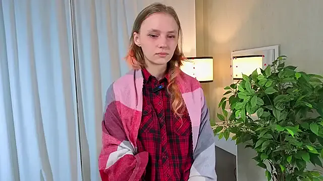 Freechat SueSasportas on StripChat