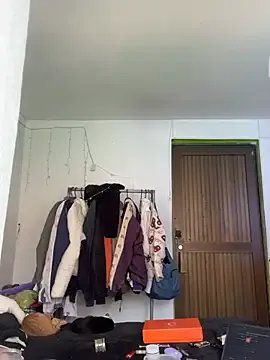 suky_pou on StripChat