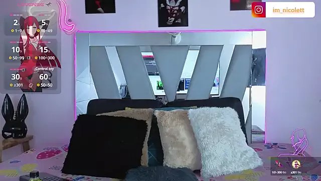 supradoll on StripChat