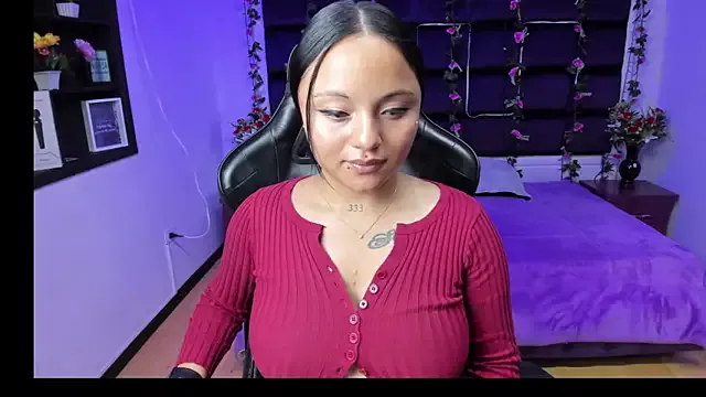 sweelanna__ on StripChat 