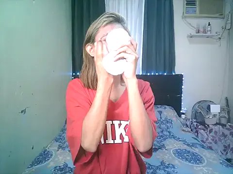 Sweet-shopia on StripChat