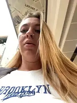 Sweet___Emily on StripChat