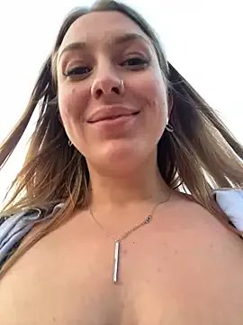 Sweet___Emily on StripChat