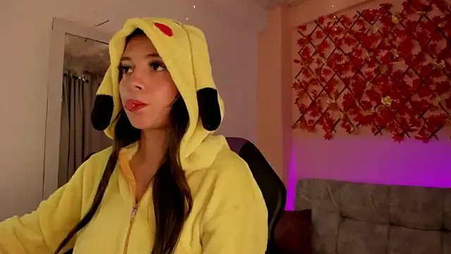 Sweet_Candies on StripChat