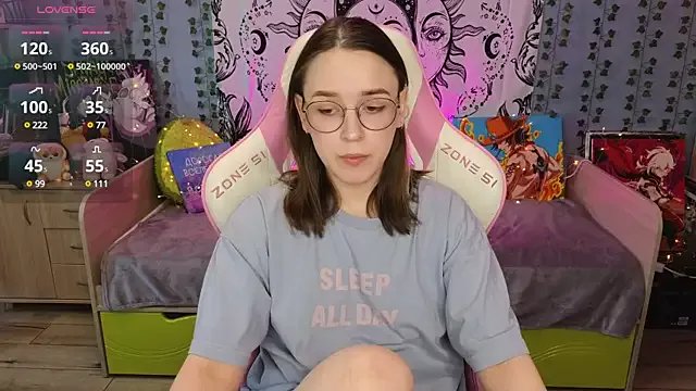 Sweet_frosti on StripChat