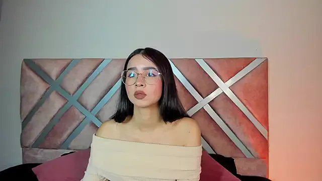 sweet_obsession__ on StripChat