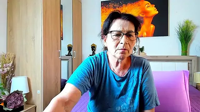 sweetangell69_ on StripChat