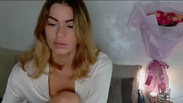 SweetDarling7 on StripChat