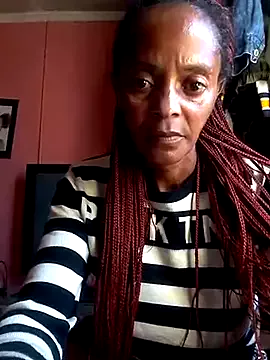 Freechat sweets_80 on StripChat