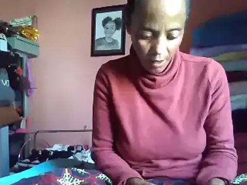 Freechat sweets_80 on StripChat