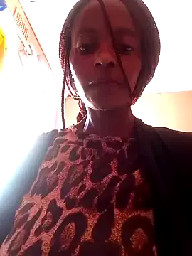 Freechat sweets_80 on StripChat