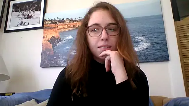 Offline sweetsocalgirl on StripChat