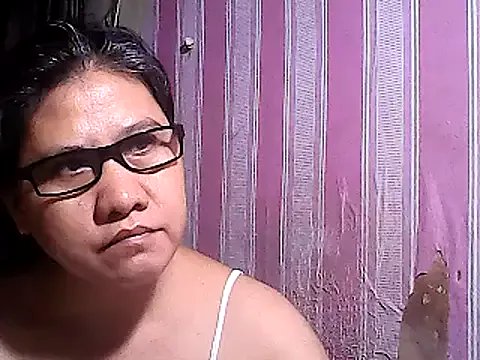 sweetsosie18 on StripChat