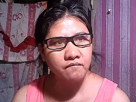 sweetsosie18 on StripChat