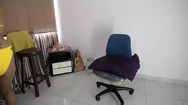 Sweett_Anya on StripChat 