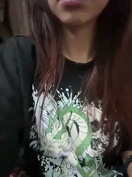 Sweety_008 on StripChat