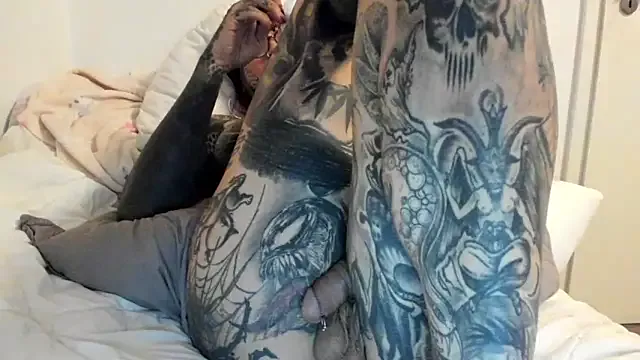 Offline tamarapervert on StripChat