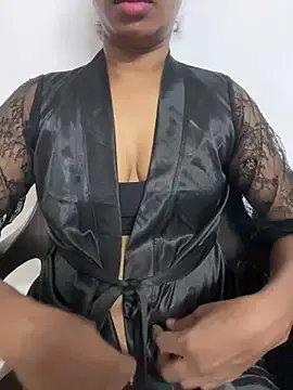 tamil_Aarathi on StripChat