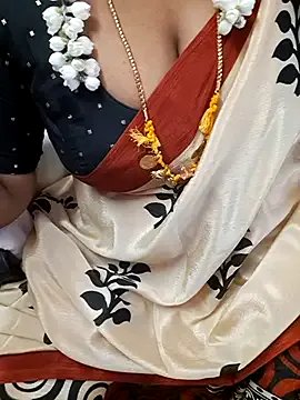 Tamil_Ammani on StripChat