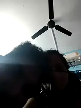 Offline tamil_indiankushpu on StripChat