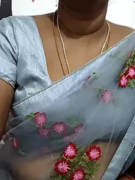 Tamil_Meera12 on StripChat