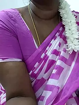 Tamil_Meera12 on StripChat