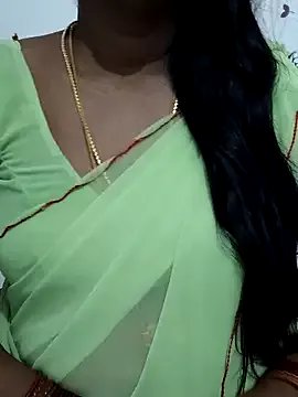 Tamil_Meera12 on StripChat