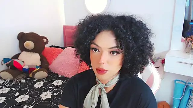 Tanedra_collings on StripChat