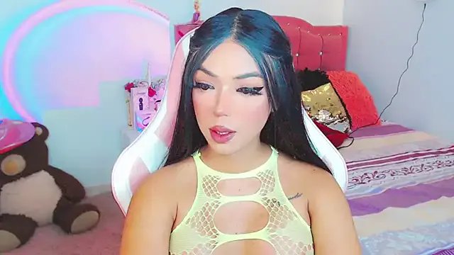 Tanedra_collings on StripChat