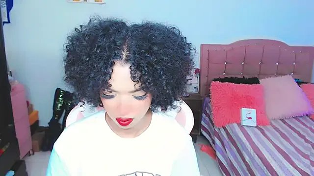 Tanedra_collings on StripChat