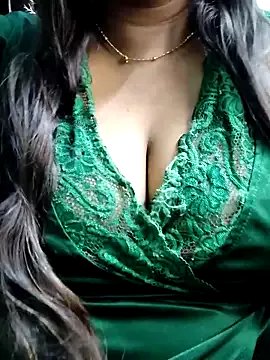 TANIYA-98 on StripChat