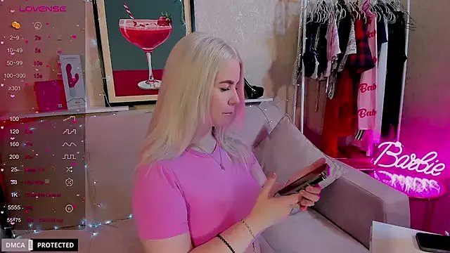 Tasty_booty on StripChat