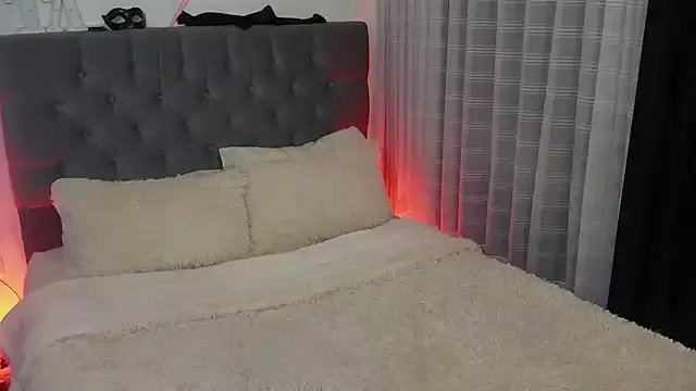 tay_ler3 on StripChat