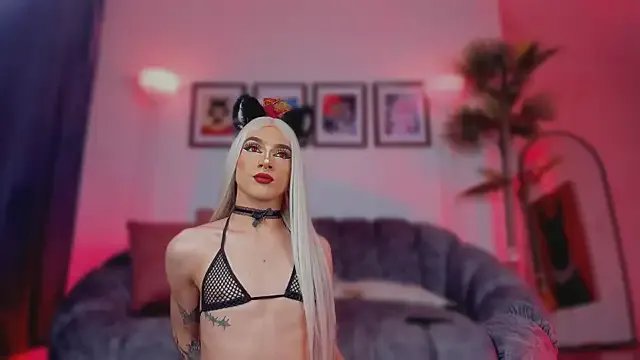 Taylor__foxxx on StripChat