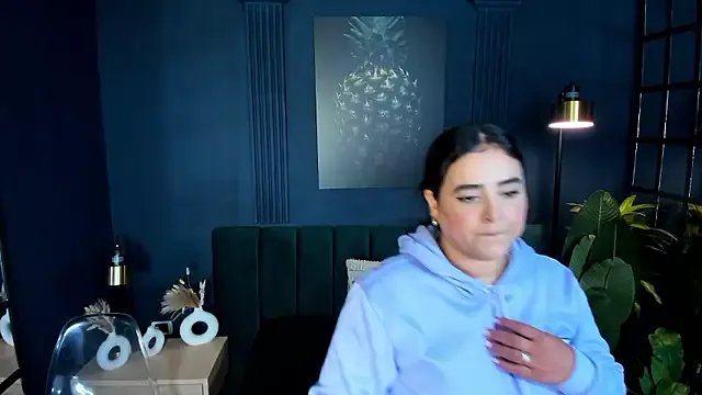 taylor_bennet on StripChat