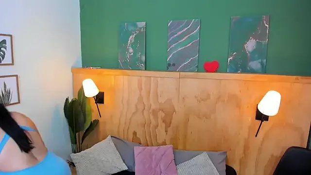 taylor_bennet on StripChat