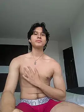TeddyBear_07 on StripChat