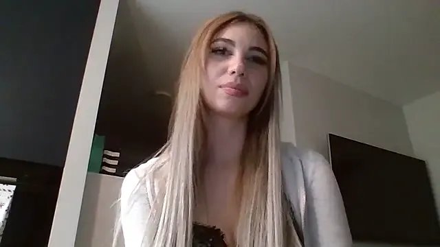 TeenLily on StripChat