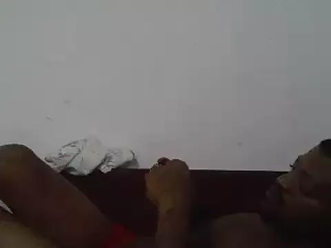 Freechat thasmyni on StripChat